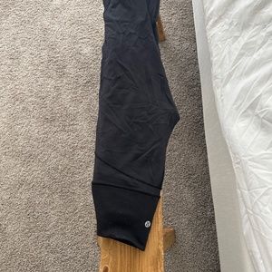Black lulu lemon